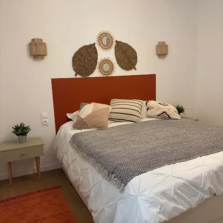 Casa Dahlia - Equipe Avec Terrasse, 50m Du Port Апартаменты *